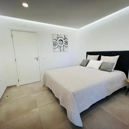 Luxury Ocean View Apartments I Sunset Terrace I Pool I 200M To Praia Dos Tres Castelos Apartamento Portimão