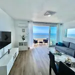 Διαμέρισμα Ocean View - Amazing Sunset - Modern Style - Pool & 200m To *